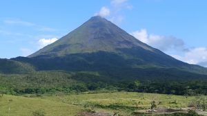 Mehr über den Artikel erfahren Costa Rica – Monteverde, La Fortuna und Puerto Viejo (26.12.23-02.01.24)